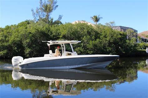 32 Ft Boston Whaler 2015 320 Outrage No Name Fort Myers Florida United