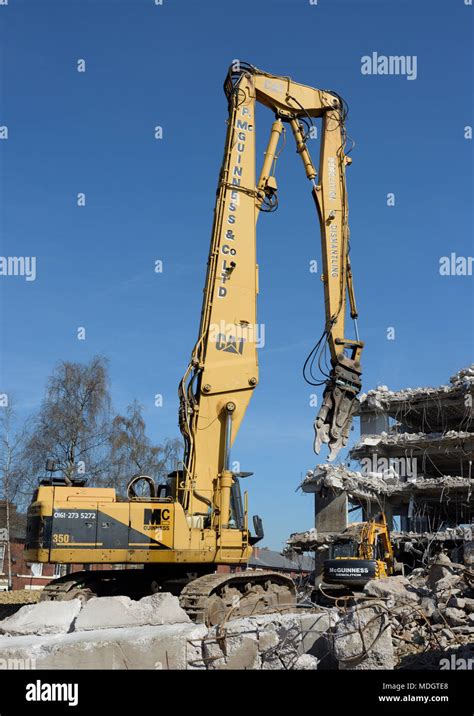 Caterpillar 350l High Reach Demolition Excavator With Concrete Crusher