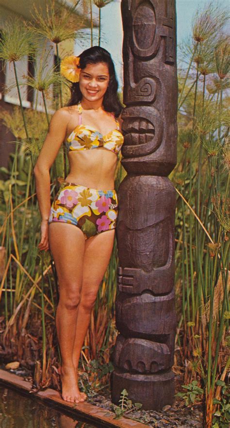 Hawaiian Beauty Hawaiian Woman Hawaiian Girls Vintage Hawaii