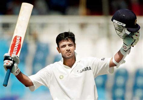 His birthday, what he did before fame, his family life, fun trivia facts, popularity rankings, and more. Writing on 'The Wall' as Rahul Dravid turns 44 | Newsmobile