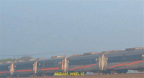 Pengambilalihan ini dilakukan dengan cara skema beli dan akan selesai setelah pengauditan oleh badan pengawasan keuangan dan pembangunan (bpkp) selesai. Jadwal Kereta Api Sriwijaya Terbaru 2020 - Informasi Aktual