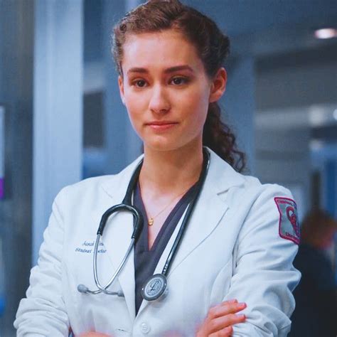 Pin By Natalie Weller On Dr Reese Chicago Med Dr Sarah Chicago Shows