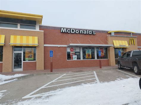Mcdonalds Photos Reviews Canada Ave Rosemount Minnesota Burgers