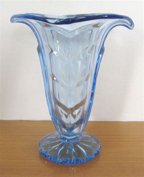 Elegant Blue Glass Art Deco Vase Hadir