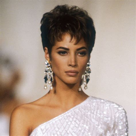 The 13 Most Iconic Short Haircuts Celebrities Had In The 90s Artofit