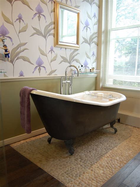 Here are some of the most popular types of clawfoot tubs: Clawfoot Tub Bathroom | Houzz