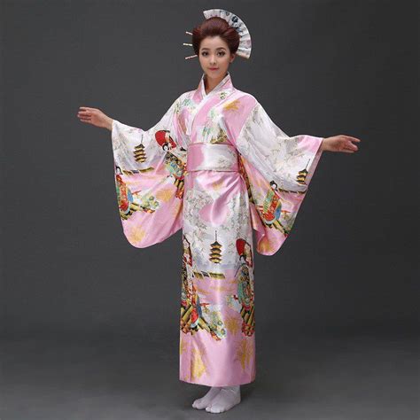Traditional Japanese Kimono For Women With Japanese Painting Idreammart Com Traditioneller
