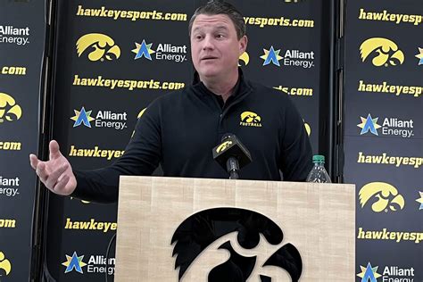 Brian Ferentz Analyzes 1 Iowa Offensive Game Plan That Worked 1 That Didn’t The Athletic