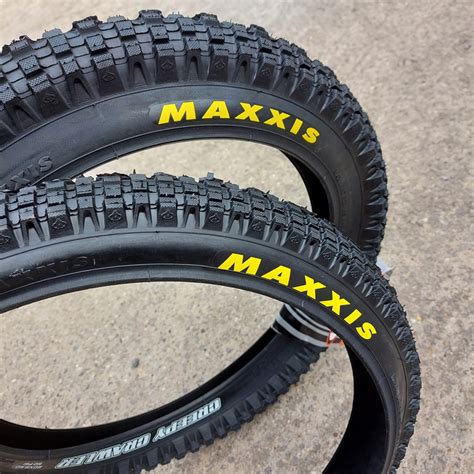 Maxxis Creepy Crawler Trials Bike Stunt Off Road Tyre St Front Rear