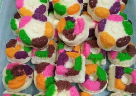 Resep Kue Putu Pelangi Rasa Kelapa Oleh Siti Maryam Cookpad