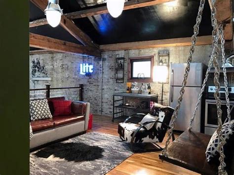 Here are some pretty awesome tips and tricks that will help so here how to decorate a man cave to look awesome. 60 Basement Man Cave Design Ideas For Men - Manly Home ...