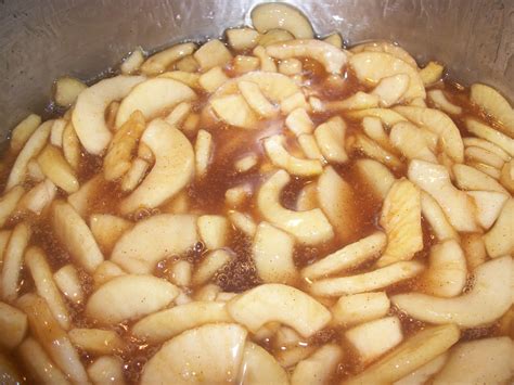 Easy Frugal Living Preserving Apples Freezing Apple Pie Filling