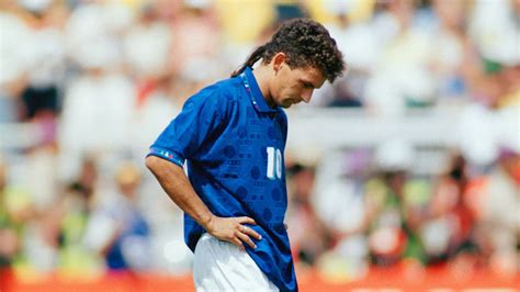 Bu takım şampiyon olacak roberto baggio ретвитнул(а) çakir. Was macht Roberto Baggio heute? | Männersache