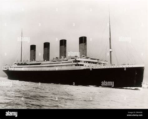 Rms Titanic At Sea Stock Photo Alamy