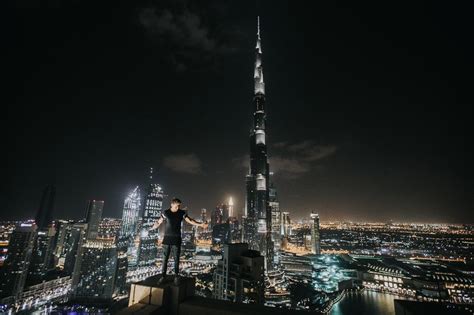 Burj Khalifa Climbing Skyline And Dubai Burj Khalifa 4k Hd Wallpaper