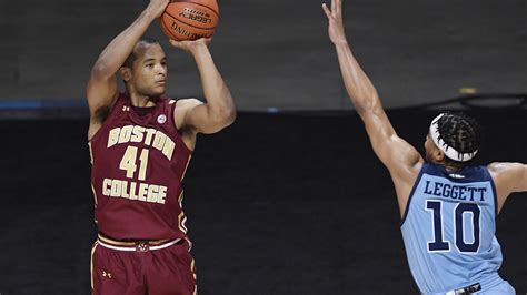 Tabbs Double Double Helps Bc Beat Rhode Island 69 64