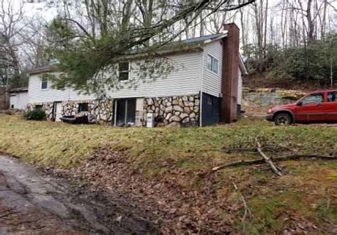 120 Tommys Creek Rd Odd Wv 25902 Zillow