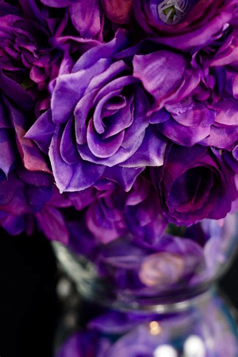 DIY Purple Passion Wedding Centerpiece in 3 Easy Steps | Pretty wedding
