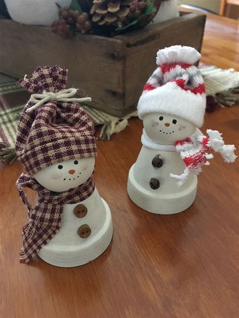 Snowmen Made From Mini Clay Pots Easy Homemade Christmas Ts