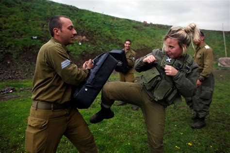Israels Women Combat Soldiers On Frontline Of Battle For Equality