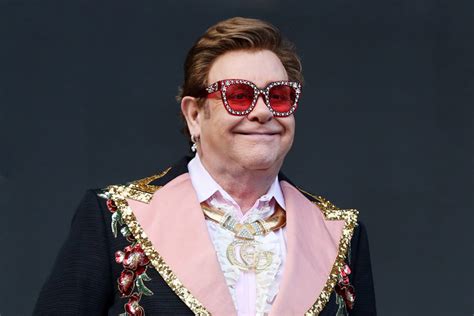 Stream tracks and playlists from elton john on your desktop or mobile device. Elton John Is About To Release The Full Version Of His 31-Years-Old Concert With A Full HD ...