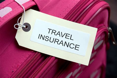 How Senior Citizens Can Benefit From A Travel Insurance Cover