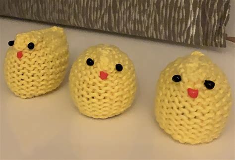 Ravelry Knitted Chick Creme Egg Cover Pattern By Lisa Ball