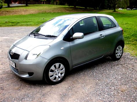 The 2020 toyota yaris ranks near the top of the subcompact car class. Toyota Yaris 3 Doors 2006 on MotoImg.com