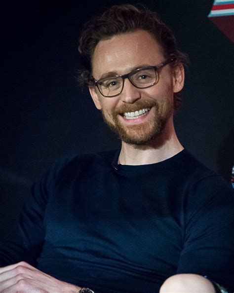 Самые новые твиты от tom hiddleston (@twhiddleston): Том Хиддлстон Hiddlestown Tom Hiddleston | Том хиддлстон ...