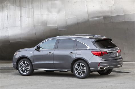 The 2020 mdx offers powerful engines, smart technology, and luxurious amenities. 2020 Acura MDX & MDX Sport Hybrid: A Brief Walk Around
