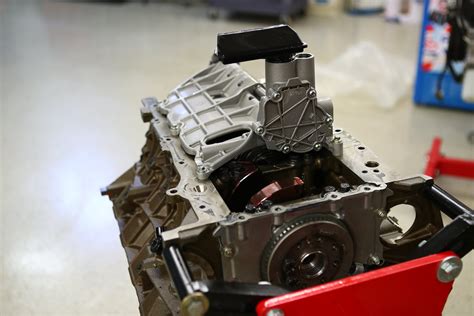 Go In Depth Into The 73l Godzilla The Latest V8 From Ford Motor