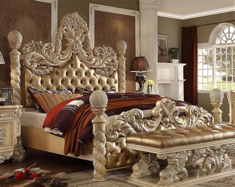 White victorian boroque french chaise lounge in white in a luxury interior setting. Homey Design HD-7266 Victorian European 5 Pcs Eastern King ...