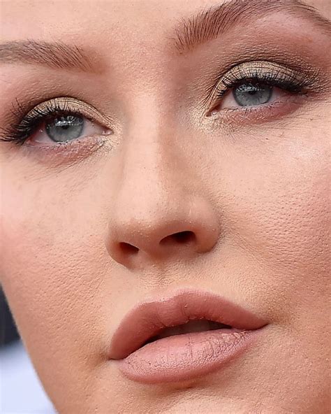 Extreme Closeups Of Celebrity Faces That Show That Theyre Just As