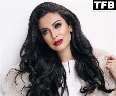 Huda Kattan Topless And Sexy Collection 52 Photos Yes Porn Pic