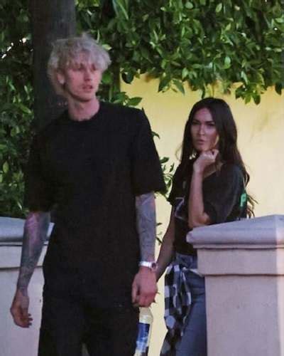 Megan fox and machine gun kelly grab takeout in his aston martin amid rumors she is isolating apart from hubby brian austin green. Machine Gun Kelly And Megan Fox Officially Announced Their Relationship On Instagram With The ...