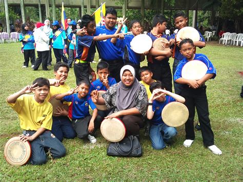 Please subcribe this channel for support spread love no hate. September 2011 ~ Sekolah Kebangsaan Bandar Tasik Puteri