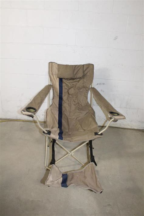 The macsports hammock chair is ready for whatever task you throw at it, take with it with your beach bag, outdoor games,baseball bag, backyard. Ozark Trail Folding Chair With Footrest | Property Room