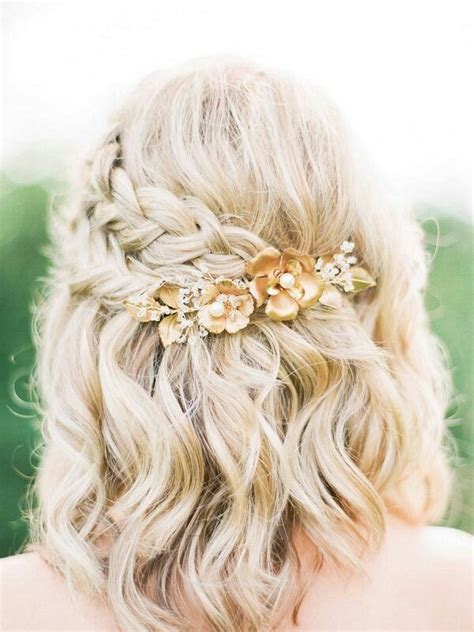 Easy and cute hairstyles for medium hair. half up half down wedding hairstyles for medium length ...