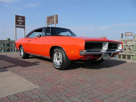 Dodge charger 2010 tire sizes Maximum 1969 Dodge Charger tire size with 15 inch wheel ...