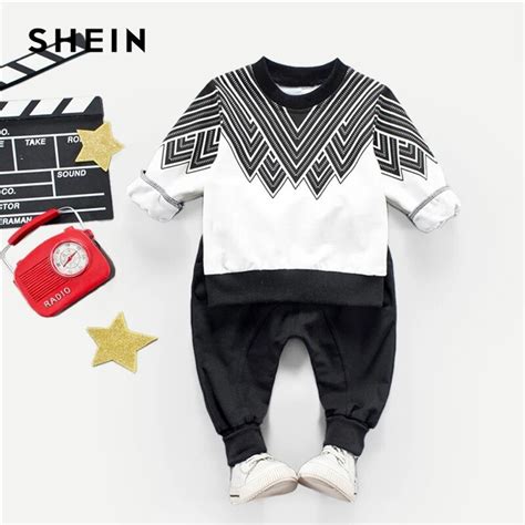 Shein Kiddie Toddler Boys Geometric Print Top With Pants Two Piece Set
