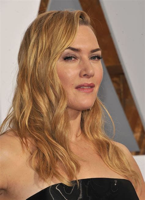 Последние твиты от kate winslet (@iskatewinslet). KATE WINSLET at 88th Annual Academy Awards in Hollywood 02 ...