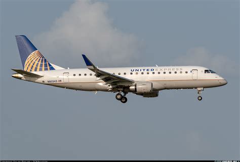 Embraer 175lr Erj 170 200lr United Express Mesa Airlines