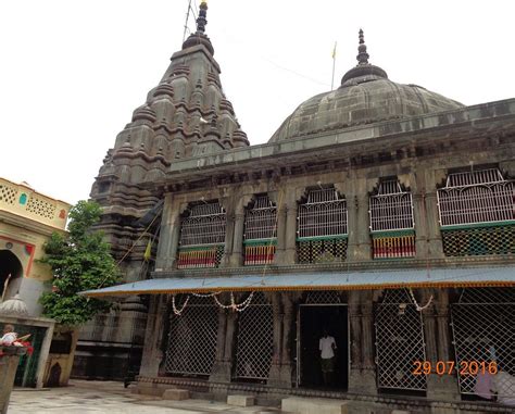 Vishnupad Temple Gaya
