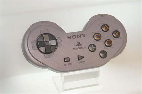 More Exciting Six Button Playstation 1 Prototype Controller