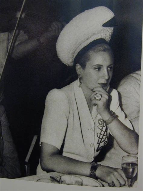 Although she never held any government post, eva acted as de facto minister of health and labor, and she was revered by the lower economic classes. Eva en Roma | Eva peron, First lady, History