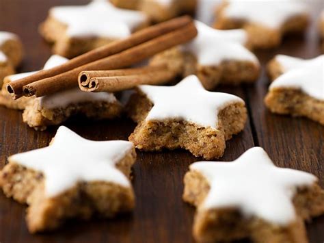 You may have christmas cookie recipes passed down from a mother or grandfather; Zimtsterne (Cinnamon Stars) | Cookie recipes, Holiday ...
