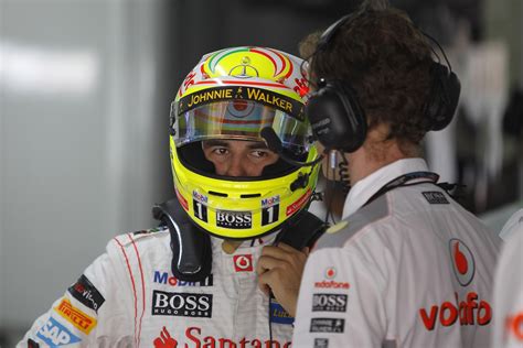 Sergio perez è rammaricato del fatto che il suo ritiro nel gp di abu dhabi sia stato decisivo nella lotta per il terzo posto nel mondiale costruttori, ma ha ammesso che la mclaren li ha battuti grazie alla. McLaren Formula 1 - McLaren & Me: Sergio Pérez