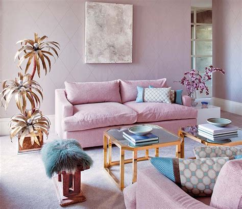 The casa rossa farmhouse was established alongside an old customs house in the comune of lucca, near viareggio, pisa and versilia coast. Doos Interiorismo: Un toque rosa