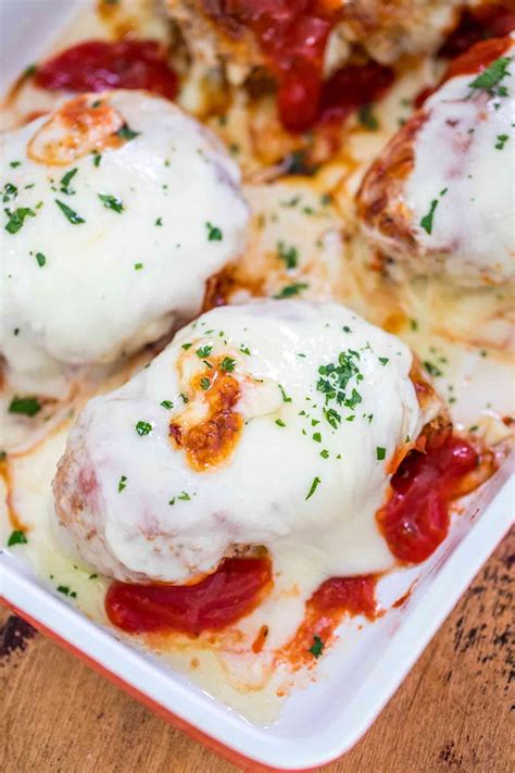 You can make these easy cheesy, garlic parmesan crusted chicken breasts, stuffed with cheddar cheese, in 30 minutes. Classic Chicken Parmesan | Recipe | Chicken parmesan ...