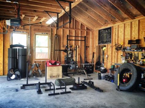 The biggest perk of a garage gym is undoubtedly the fact that you'll be free of any membership fee you had to pay to go to the gym. 25 Garage Gyms That Will Make You Drool